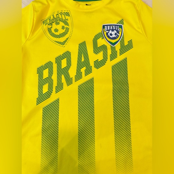 BRASIL Retro Youth Soccer Jersey by STRIKER – Dri-Fit – Size Youth Large - Picture 4 of 9